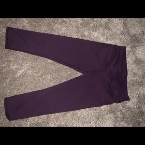 Fabletics capris